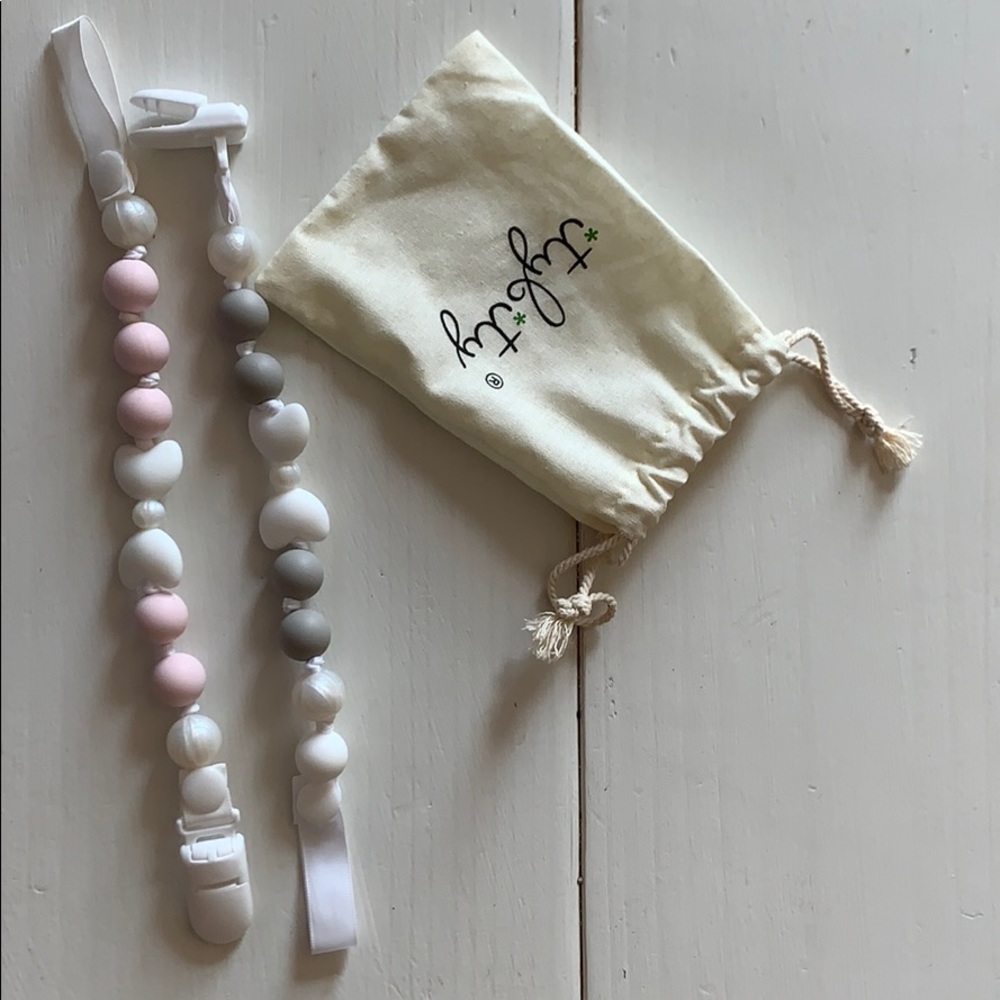 Itybity paci clips